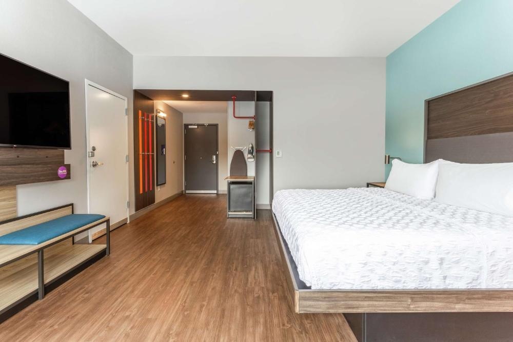 Room image 4